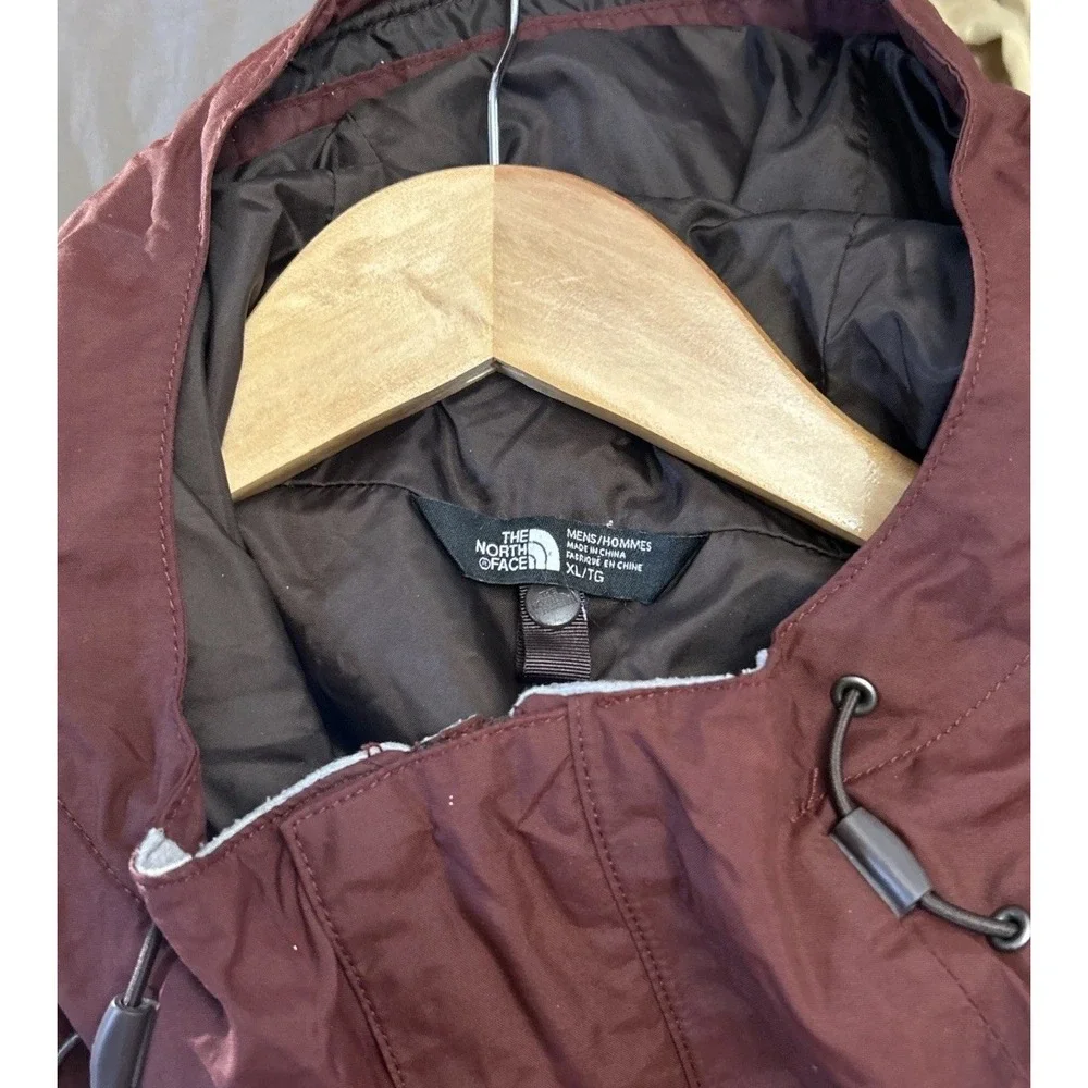 Mens The North Face Hooded Dryvent Jacket Sz XL Waterproof Windproof  100% Nylon